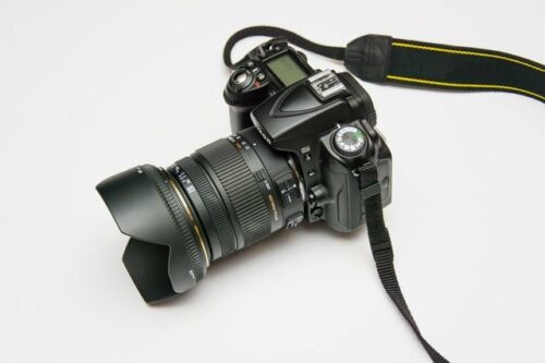 Cara Memilih Lensa Kamera DSLR yang Baik